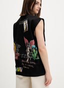 Maiou BARROW, Graphic Jersey Sleeveless T-Shirt