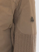 Geaca bomber MOOSE KNUCKLES cu guler inalt – Maro