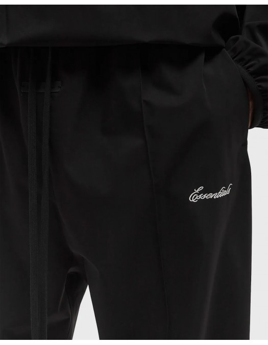 Pantaloni FEAR OF GOD, White Logo Embroidered, Black - 130SP256060FJETBLACK Pantaloni FEAR OF GOD, White Logo Embroidered, Black - 130SP256060FJETBLACK