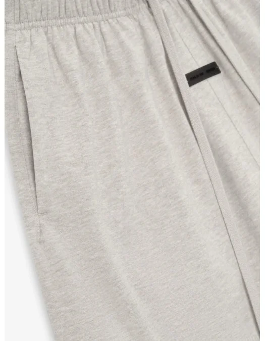 Pantaloni scurti, FEAR OF GOD, Label, Relaxed Fit, Heather Stone Grey - 160SP255652FWHEATHERSTONE Pantaloni scurti, FEAR OF GOD, Label, Relaxed Fit, Heather Stone Grey - 160SP255652FWHEATHERSTONE