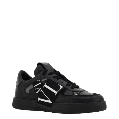 Sneakers VALENTINO, VL7N Design. Black