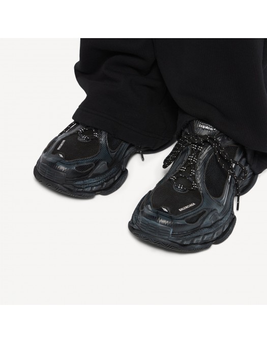Sneakers BALENCIAGA, Women's Triple S.2 Sneaker in Black/dark Grey - 865851WTRS21011