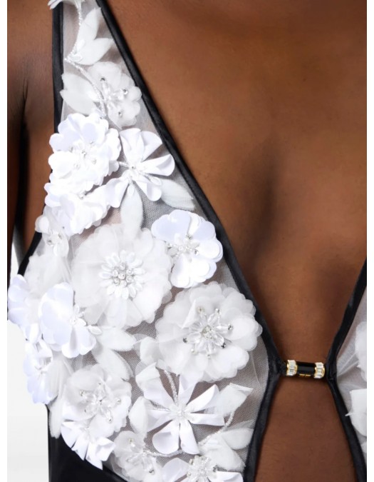 ROCHIE ELISABETTA FRANCHI, 3D Floral, Long, Silk, White Details, Black - ABR5752E2309 ROCHIE ELISABETTA FRANCHI, 3D Floral, Long, Silk, White Details, Black - ABR5752E2309