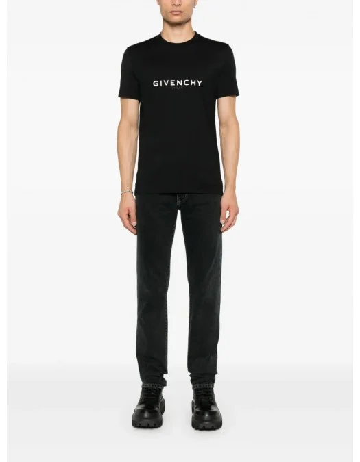Tricou Givenchy, Reverse Logo, Black - BM71653Y6B001 Tricou Givenchy, Reverse Logo, Black - BM71653Y6B001