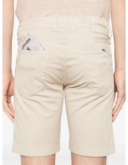 Pantaloni scurti JACOB COHEN, Nicolas Slim Design, Cotton, Almond Beige - JUMOE001054S3756TRD29 Pantaloni scurti JACOB COHEN, Nicolas Slim Design, Cotton, Almond Beige - JUMOE001054S3756TRD29