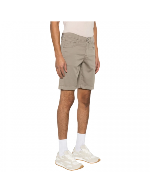 Pantaloni scurti JACOB COHEN, Nicolar Design, Cotton, Light Pearl Grey - JUMOE001054S3756TRD34 Pantaloni scurti JACOB COHEN, Nicolar Design, Cotton, Light Pearl Grey - JUMOE001054S3756TRD34