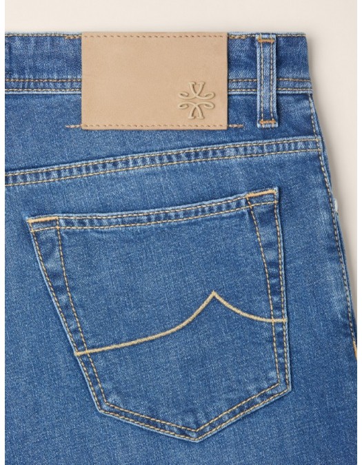 Jeans Jacob Cohen, Regular-Slim 5 Pocket Jeans in Medium Blue Comfort Denim - JUMQE015034S3736V1200