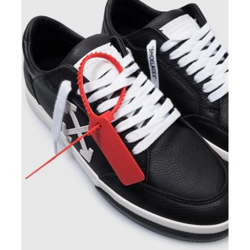 Snekarrs OFF WHITE, Black leather sneakers with logo