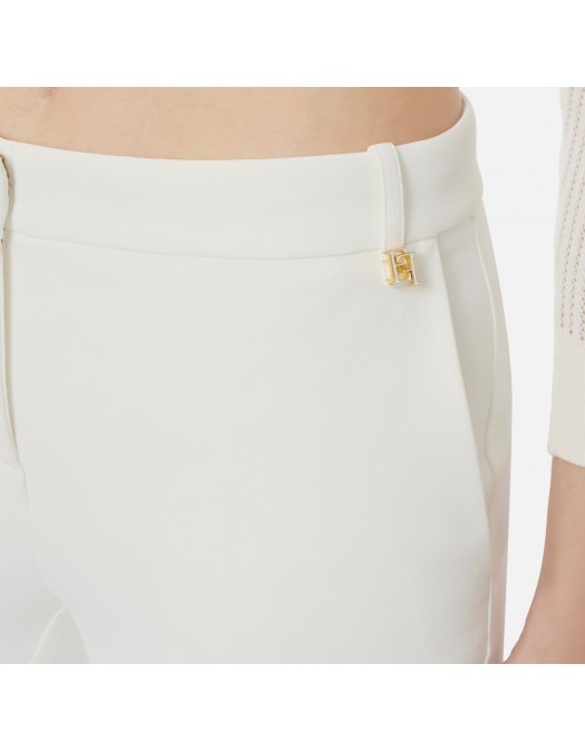 Pantaloni ELISABETTA FRANCHI, lightweight crêpe fabric with logo charm, alb - PA16661E2360