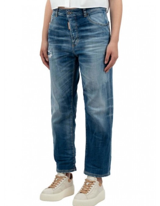 JEANS DSQUARED2,"Boston" jeans made of  stretch denim. - S72LB0830S30342470