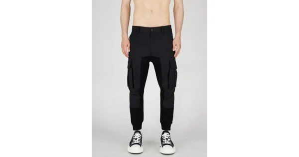 Dsquared2 Pantaloni cargo neri in gabardine DQ3023 D00XC main image 1