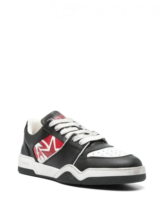 Sneakers DSQUARED2, Spiker Design, Black Details, White - SNM042801508287M536 Sneakers DSQUARED2, Spiker Design, Black Details, White - SNM042801508287M536