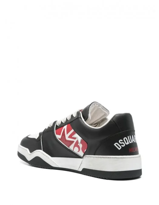 Sneakers DSQUARED2, Spiker Design, Black Details, White - SNM042801508287M536 Sneakers DSQUARED2, Spiker Design, Black Details, White - SNM042801508287M536