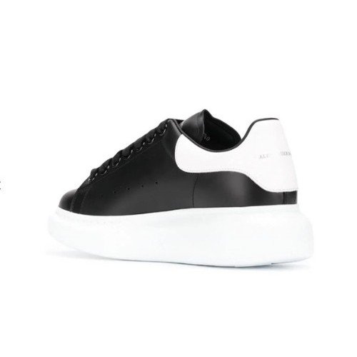 SNEAKERS ALEXANDER MCQUEEN - 553680WHGP51070, Piele moale in nonculori SNEAKERS ALEXANDER MCQUEEN - 553680WHGP51070, Piele moale in nonculori