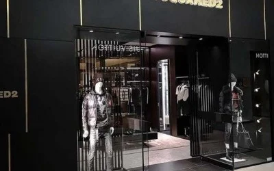 Stiai ca poti gasi DSQUARED2 la JW Marriott Bucuresti?