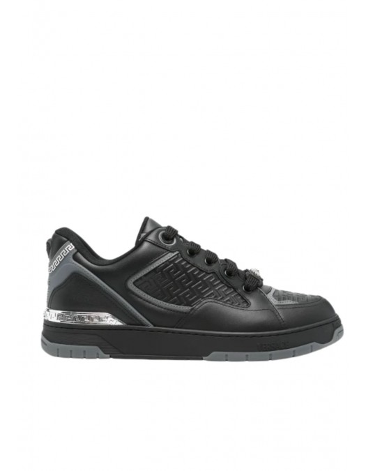 Sneakers Versace, Low-top sneakers, Black - 10205931A146151B00P