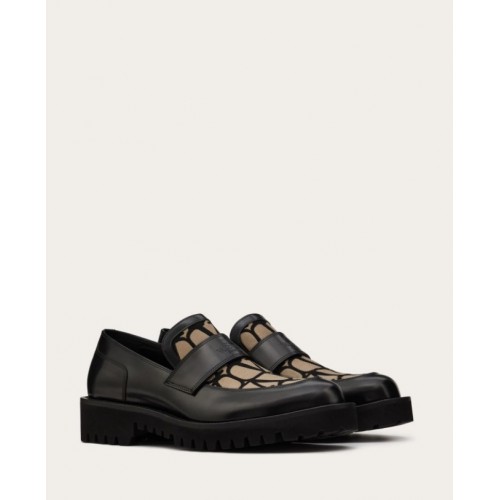 Laofers VALENTINO GARAVANI,Men's V logo loafer  Laofers VALENTINO GARAVANI,Men's V logo loafer