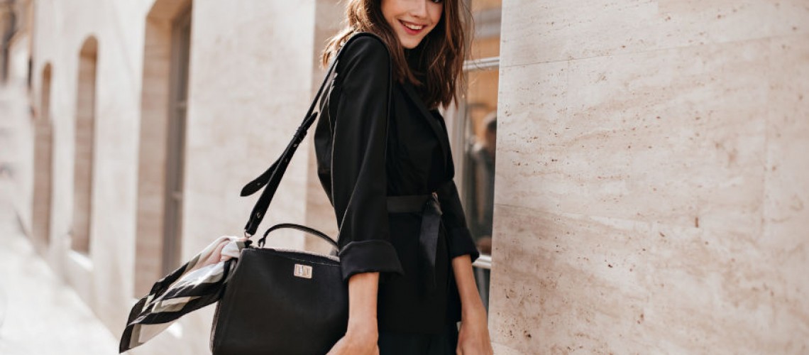 Stiai ca la Capodopera12 poti gasi branduri genti de lux in Romania?