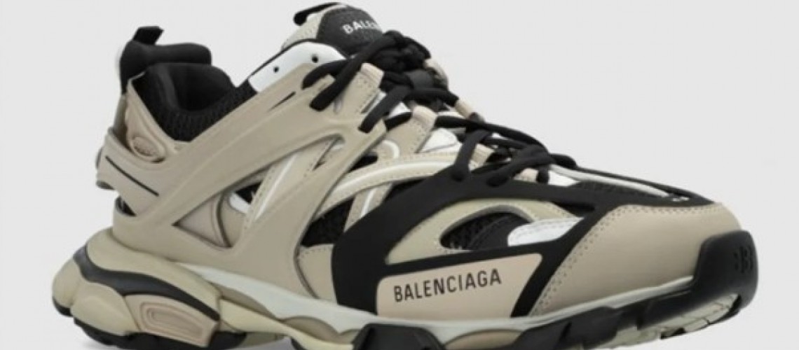 Unde gasesc sneakers Balenciaga in Romania in magazin?