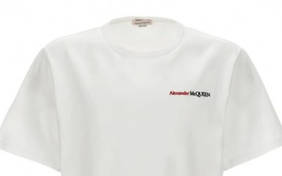 Unde gasesc Alexander McQueen in Romania in magazine?